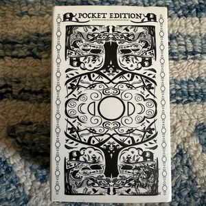 LE -Pocket Deck with PDF Guidebook - 78 Tarot Animal - Tarot of the Wild